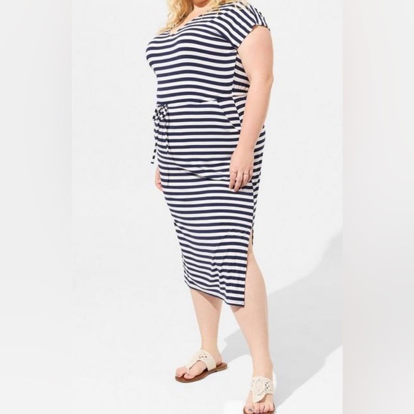Torrid Midi Super Soft Dolman Sleeve Dress, women’s size 4, blue & white stripes - Picture 5 of 5